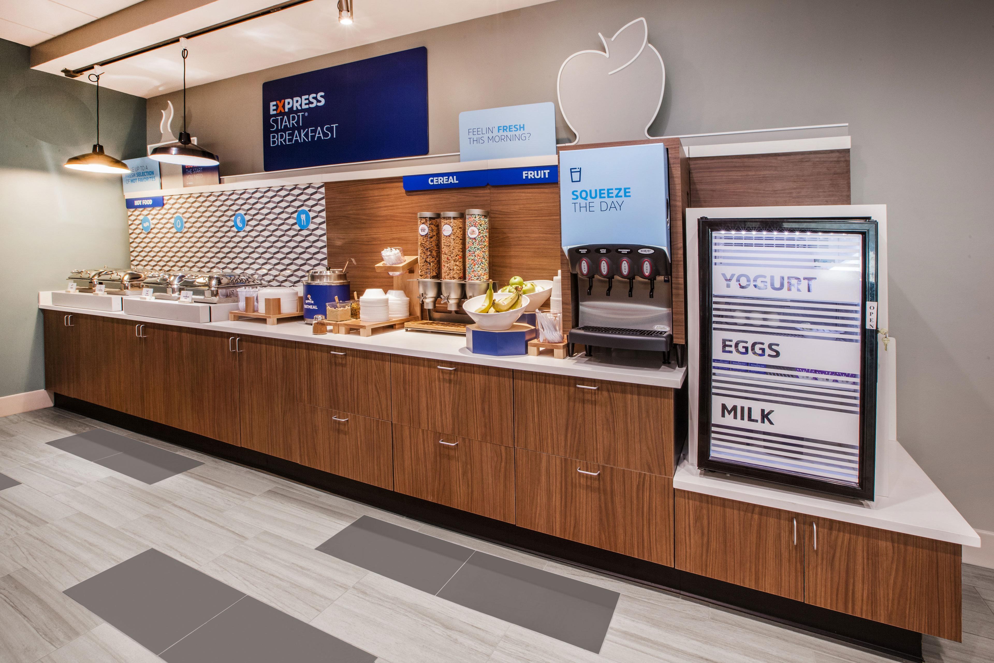 Holiday Inn Express Hotel & Suites New Boston By Ihg Exterior photo
